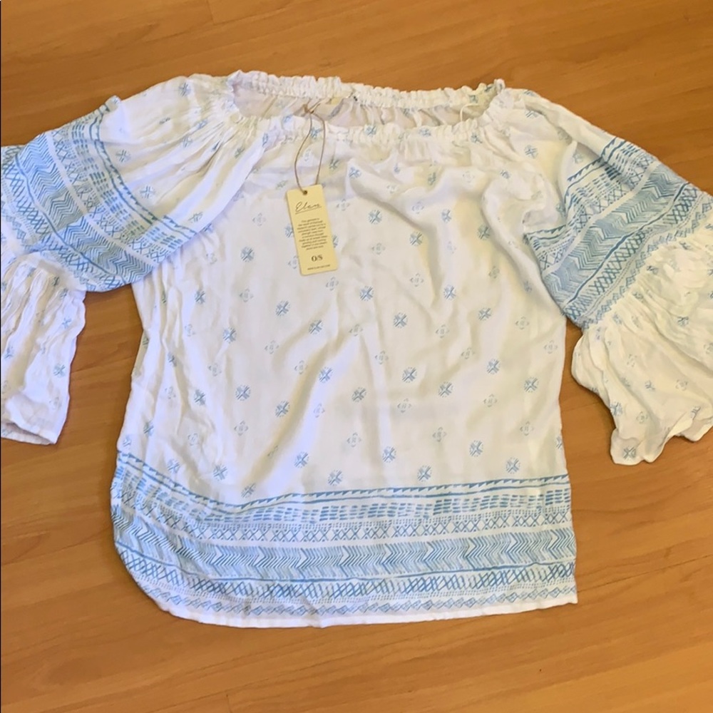 One size, flowy off the shoulder blouse.